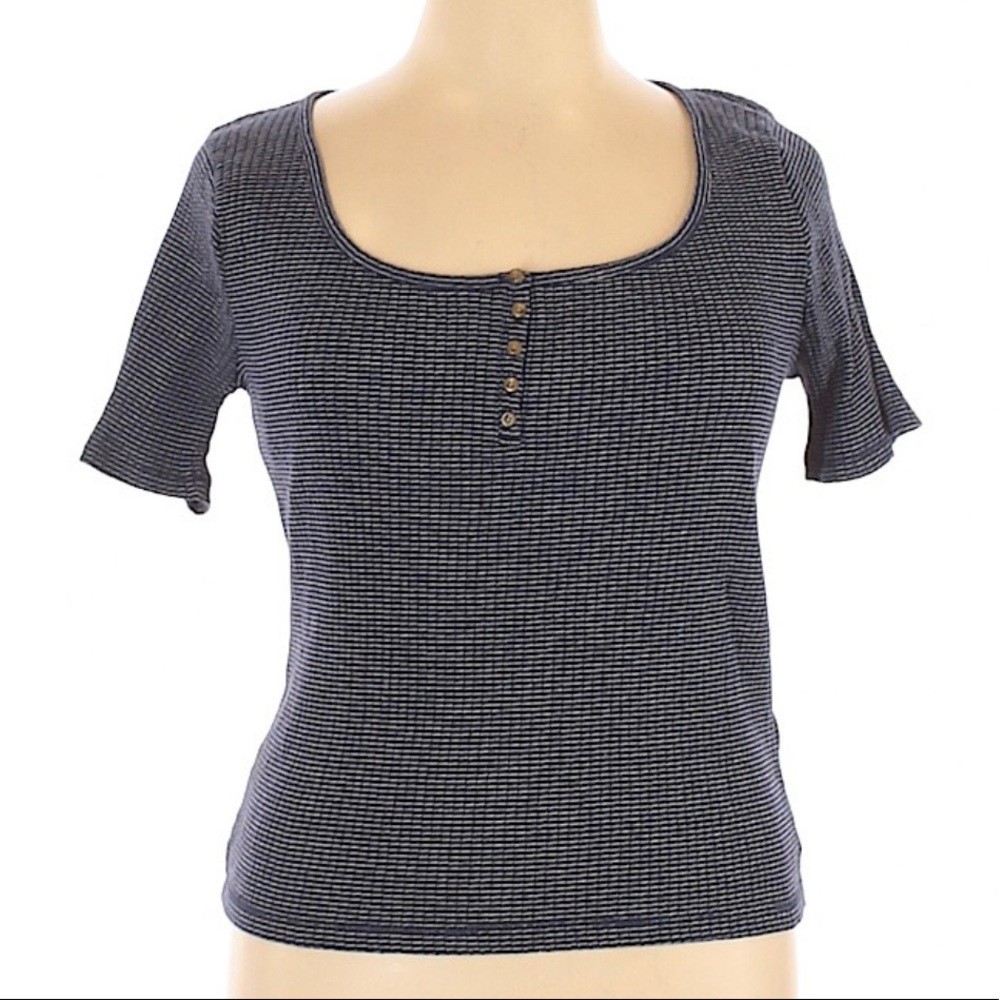 Like new J. Crew lightweight navy blue henley